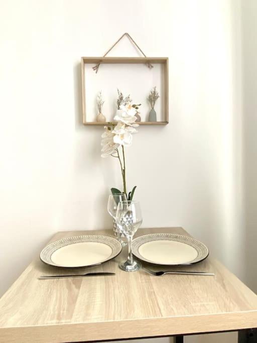 Paris Gentilly Appartement Tout Equipe - Rer B 外观 照片